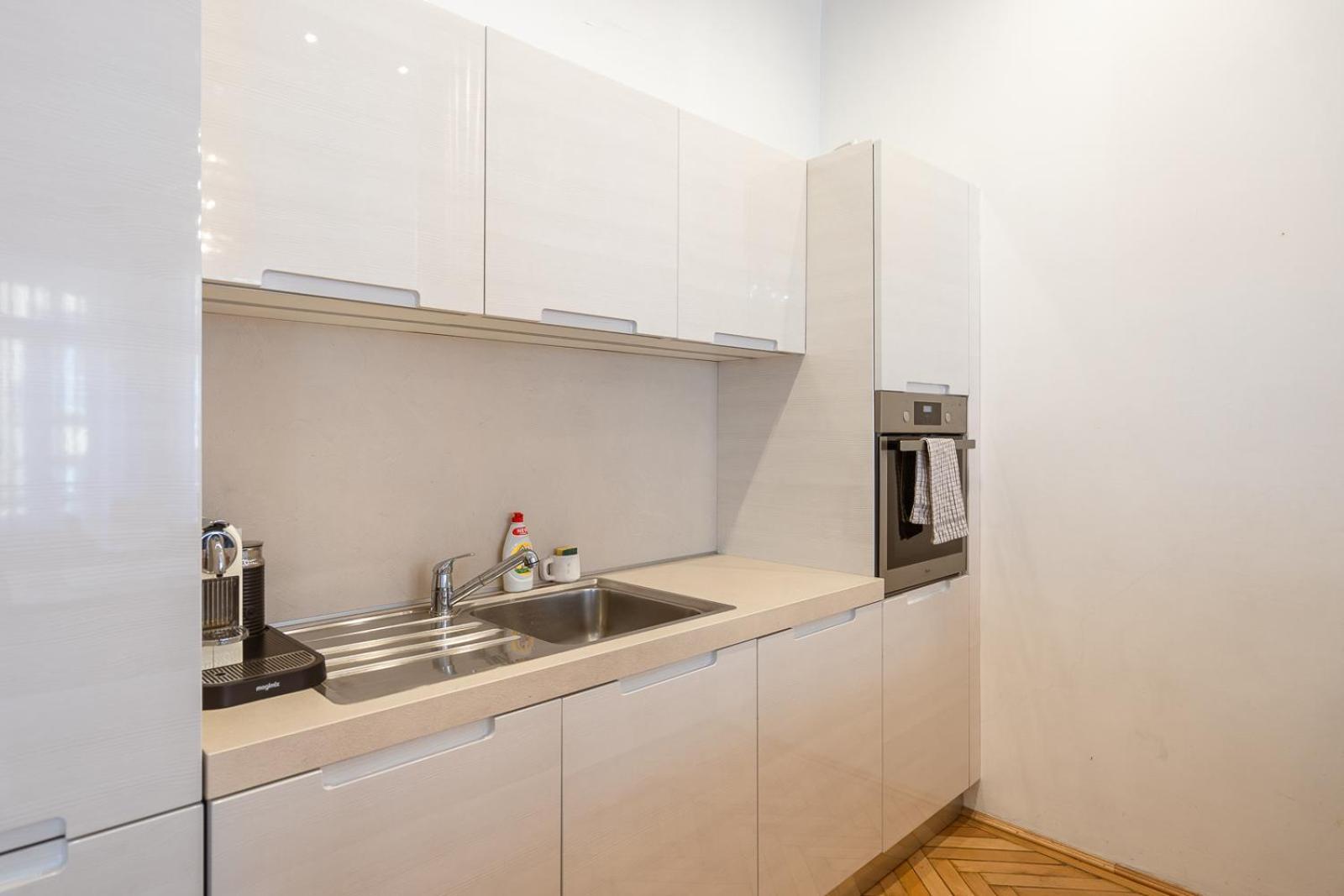 Garys Bright And Spacious Two Bedroom Flat Near Danube Будапеща Екстериор снимка